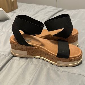 Steve Madden sandals size 8
